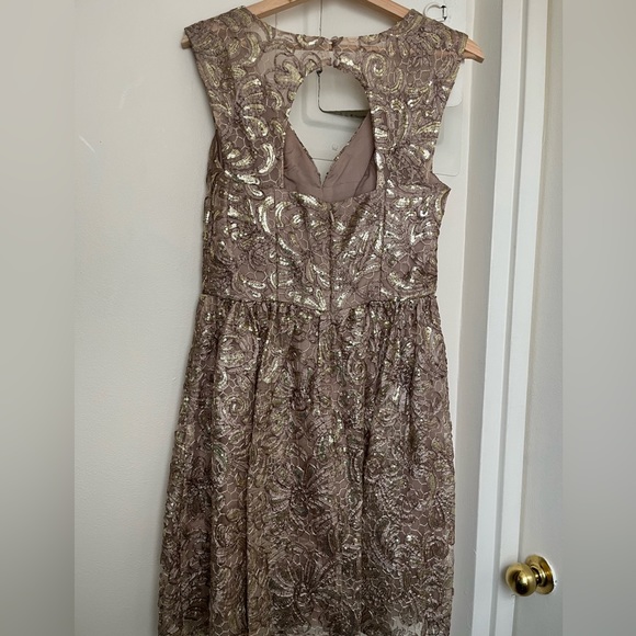 Decode 1.3 Champagne Sequin Party Dress with Keyhole Back, Size 10 - Picture 4 of 10